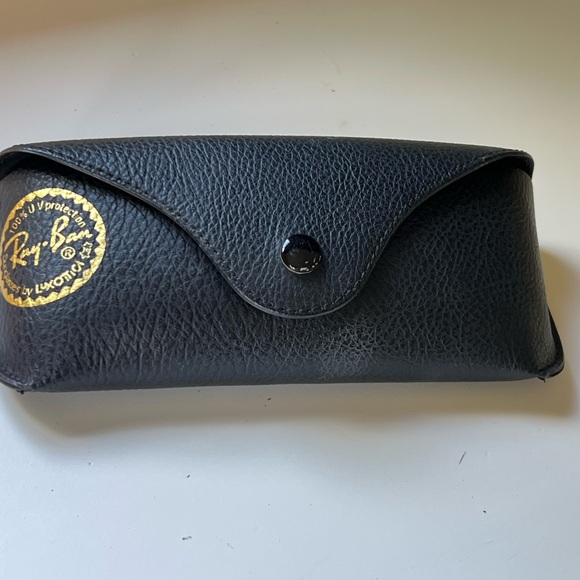 Ray-Ban Aviator Sunglasses - Picture 4 of 4